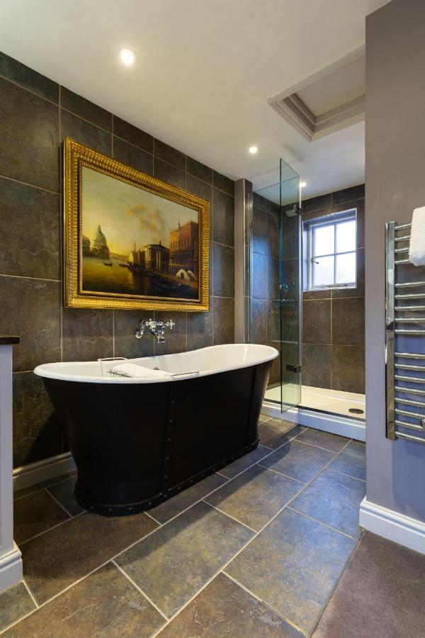 The Crown, Bildeston Hotel ภายนอก รูปภาพ