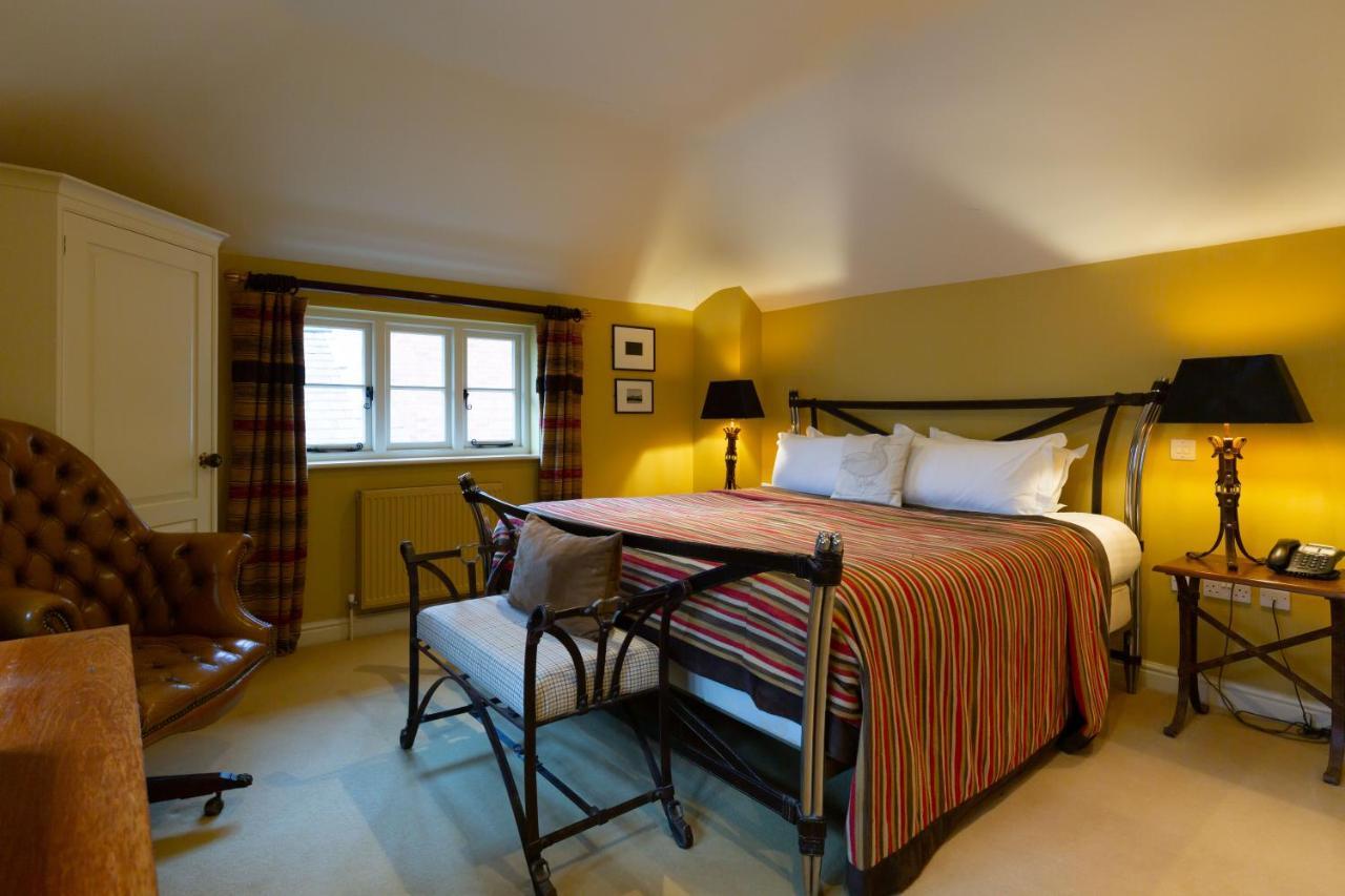 The Crown, Bildeston Hotel ภายนอก รูปภาพ