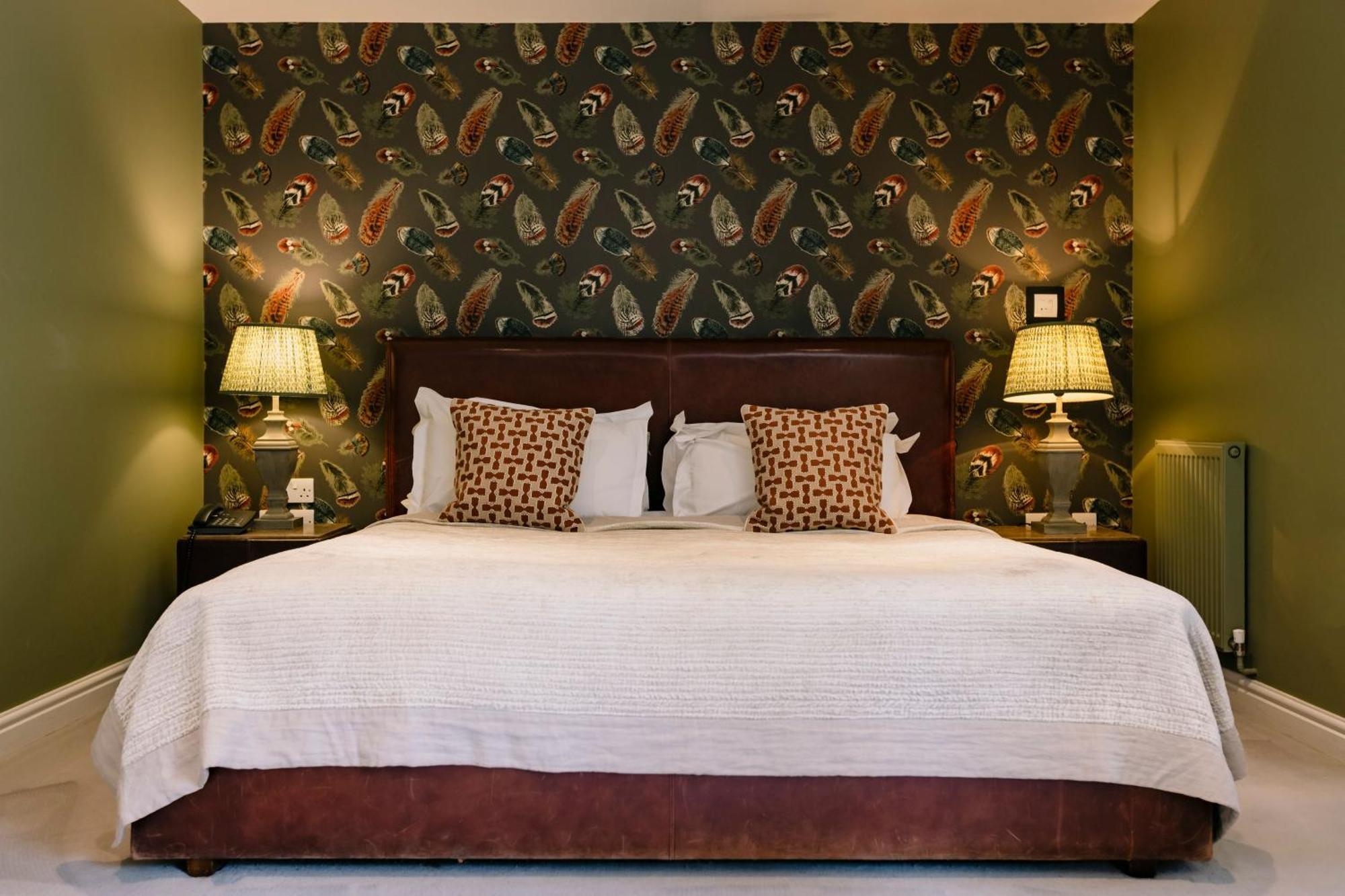 The Crown, Bildeston Hotel ภายนอก รูปภาพ