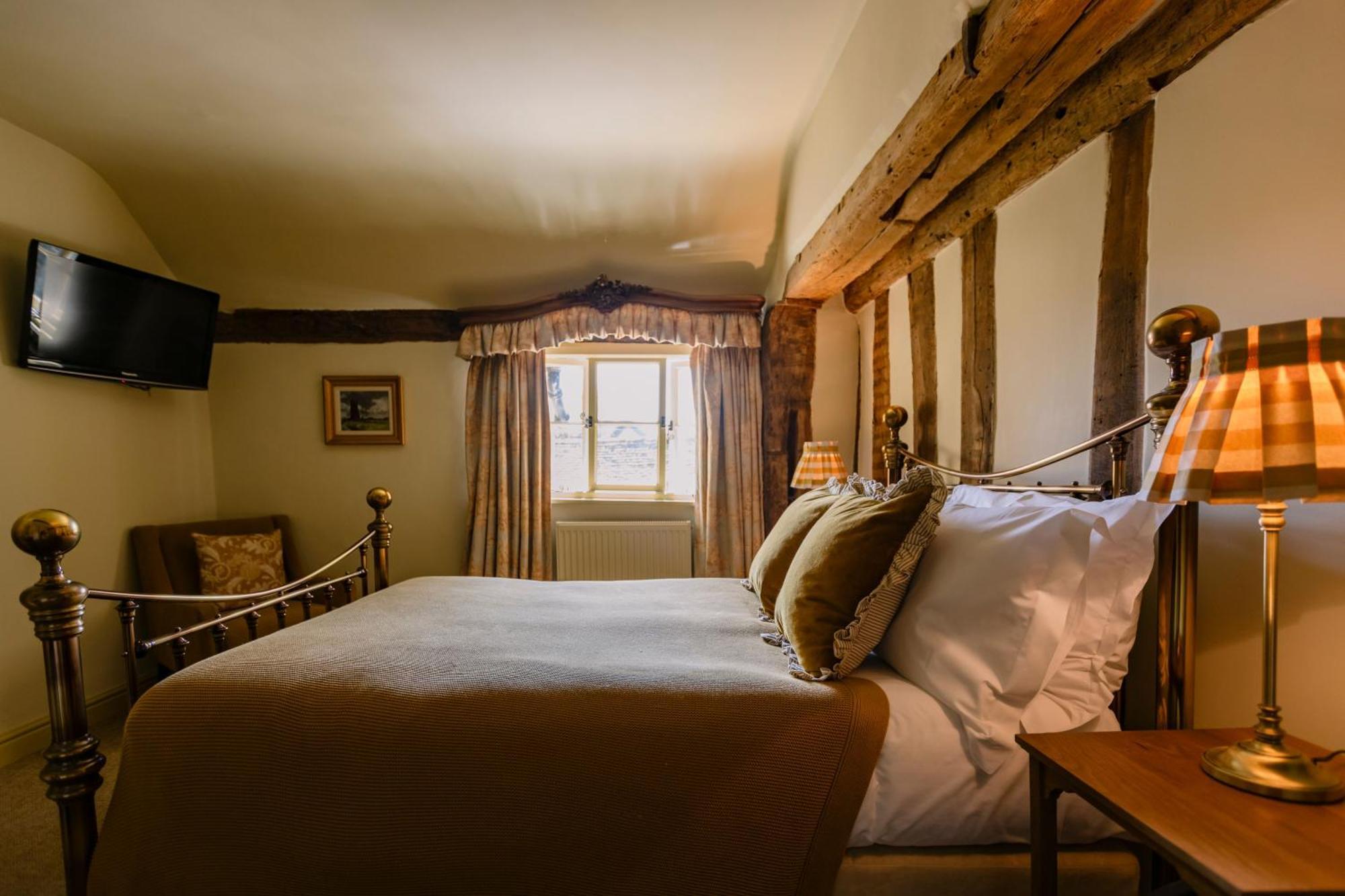 The Crown, Bildeston Hotel ภายนอก รูปภาพ