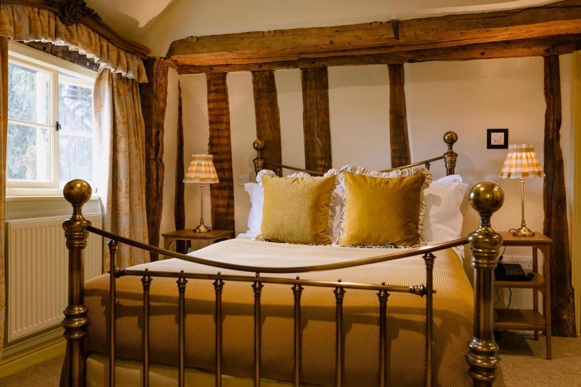 The Crown, Bildeston Hotel ภายนอก รูปภาพ