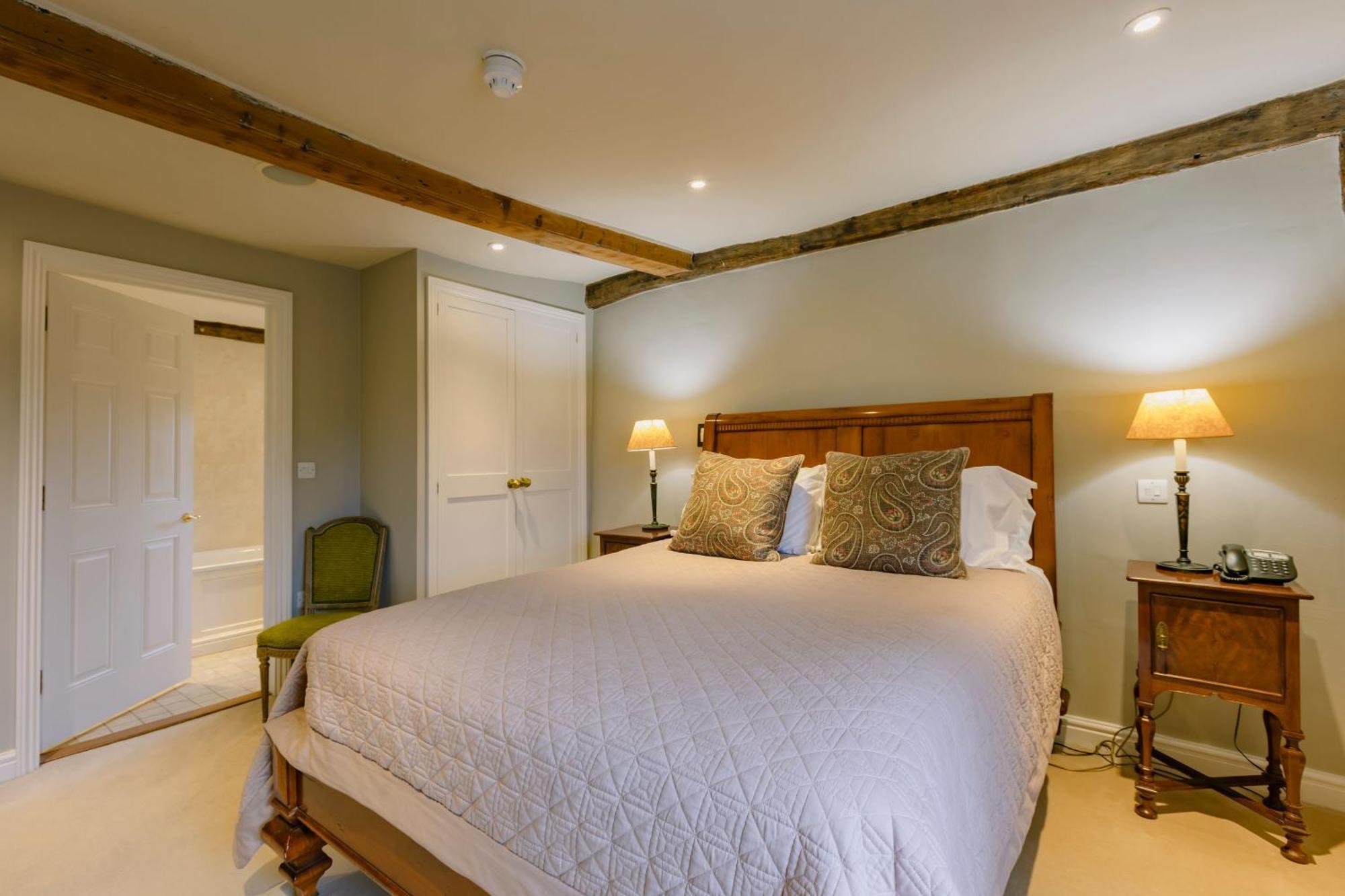 The Crown, Bildeston Hotel ภายนอก รูปภาพ